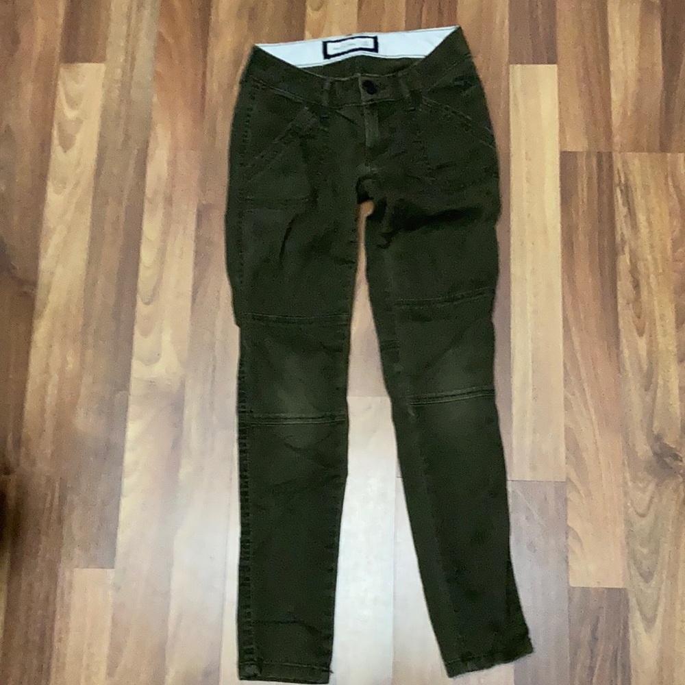 Girls Abercrombie cargo pants, size 10S